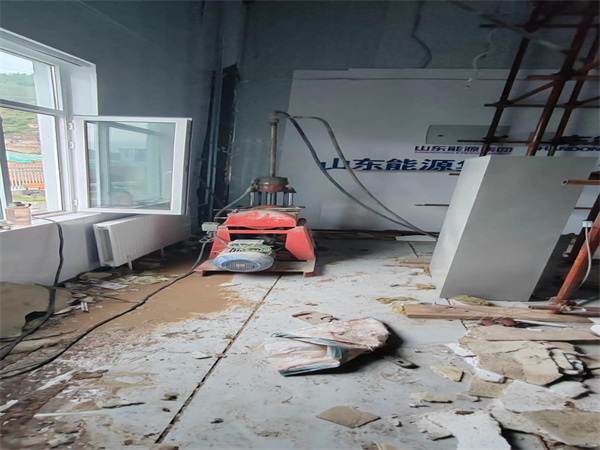 泊头地基基础下沉墙体裂缝加固注浆顶升施工